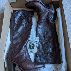 Frye Mustang Boots, Size 8.5, brown leather, excellent condition